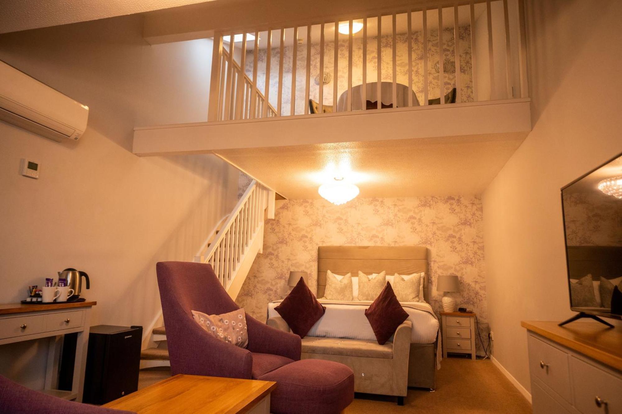 A55 Chester West By Ihg Hotel 3*