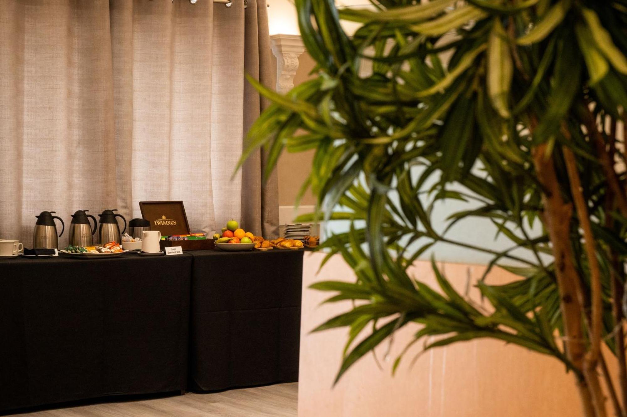 A55 Chester West By Ihg Нортоп